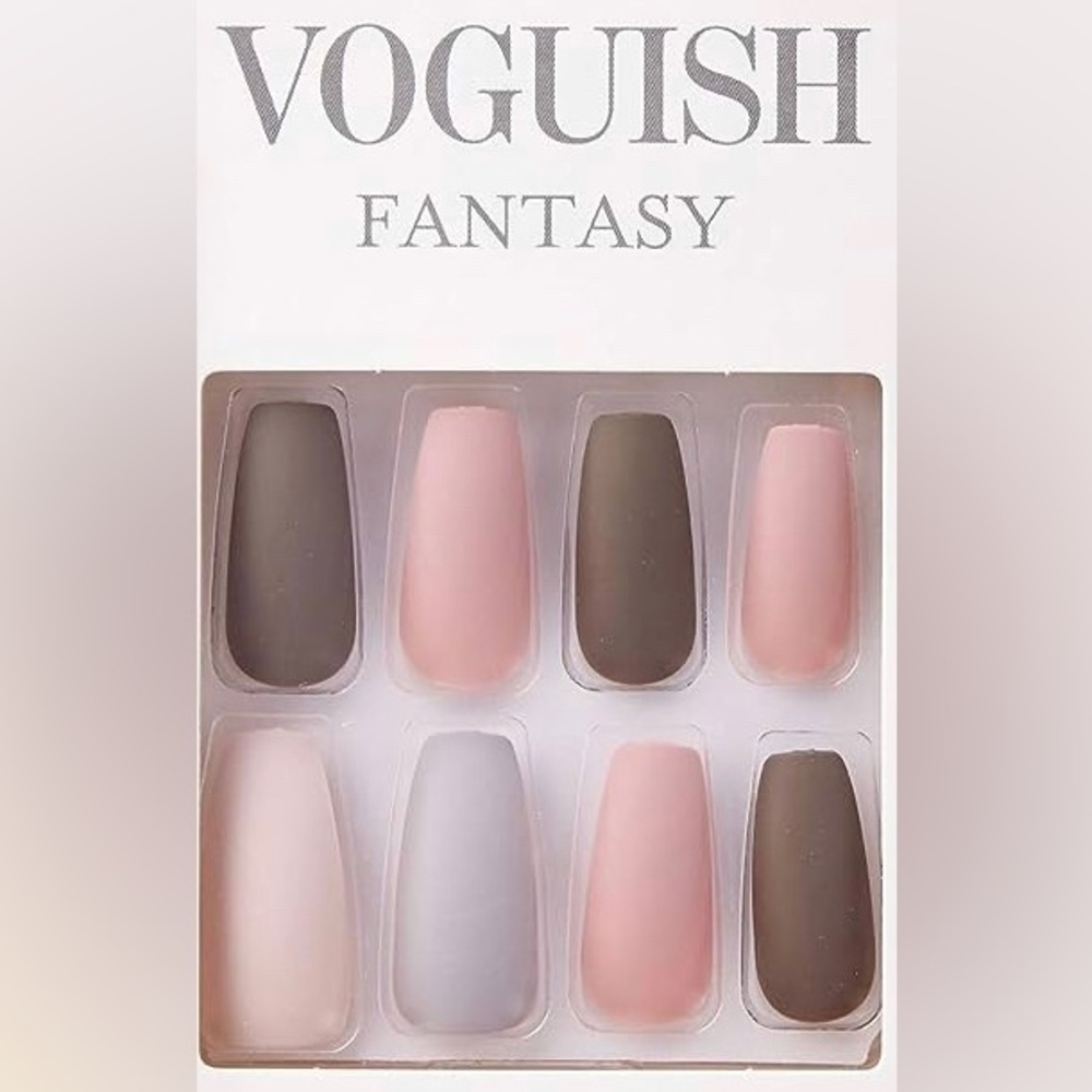 KISS Women’s Voguish Fantasy Multi-Colored Gel Nail Kit